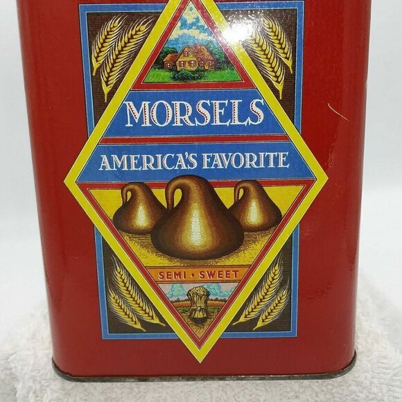 Vintage Nestle Tollhouse Cookies Tin with Ritz Crackers Cover Unique Collectible - Picture 5 of 7